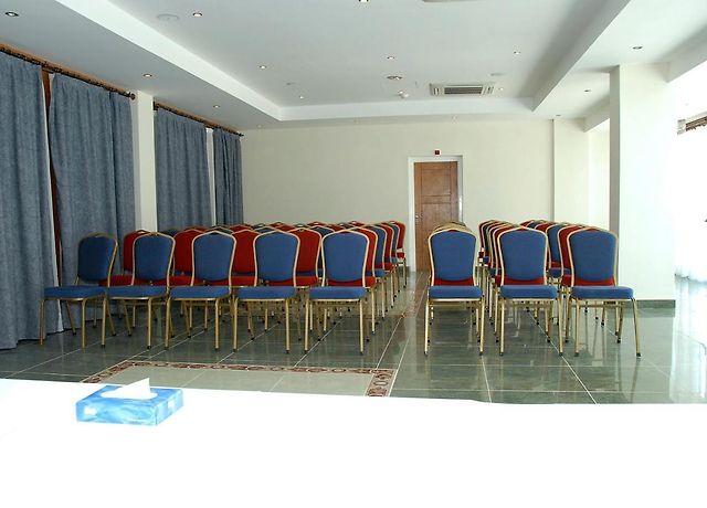 M. Moniatis Hotel Limassol Exterior photo